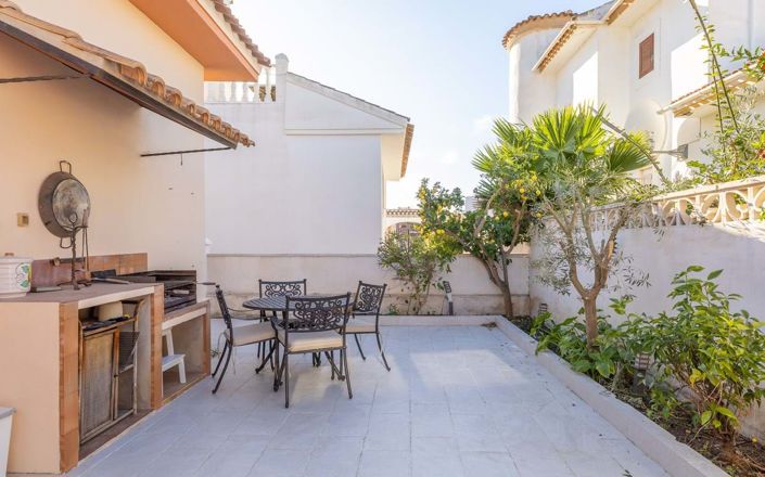 Image No.34-3 Bed Villa for sale