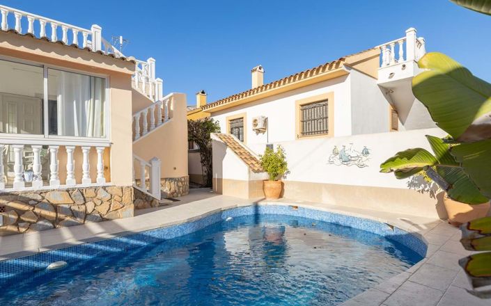 Image No.40-3 Bed Villa for sale