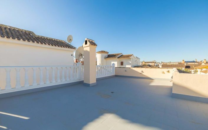 Image No.44-3 Bed Villa for sale