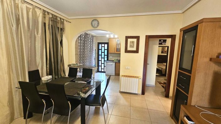 Image No.6-4 Bed Villa for sale