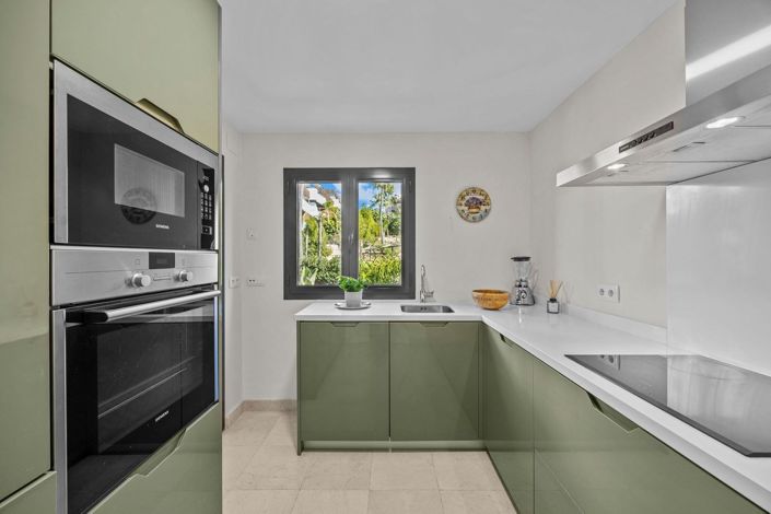 Image No.10-2 Bed Apartment for sale