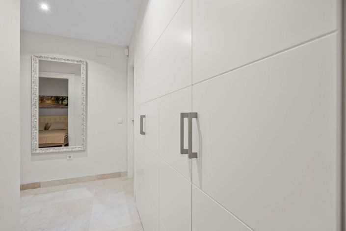 Image No.17-2 Bed Apartment for sale