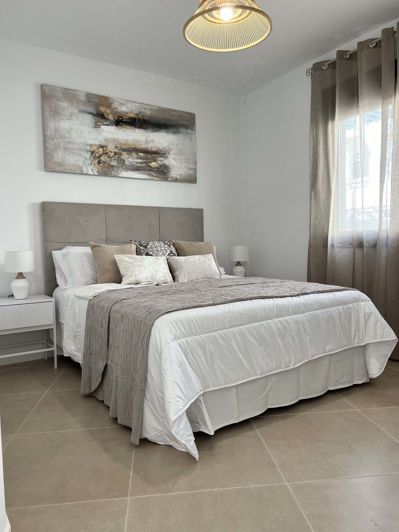 Image No.9-3 Bed Townhouse for sale