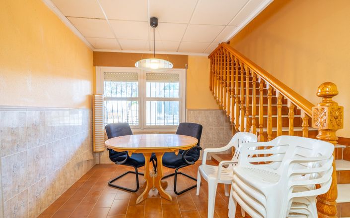 Image No.21-6 Bed Villa for sale