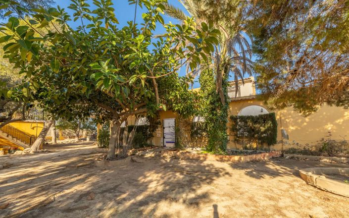 Image No.48-6 Bed Villa for sale