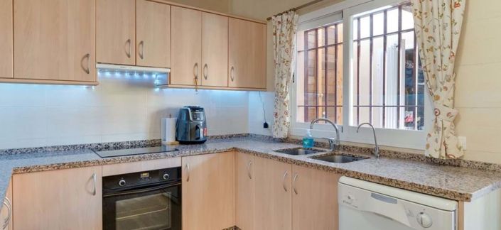 Image No.15-3 Bed Apartment for sale