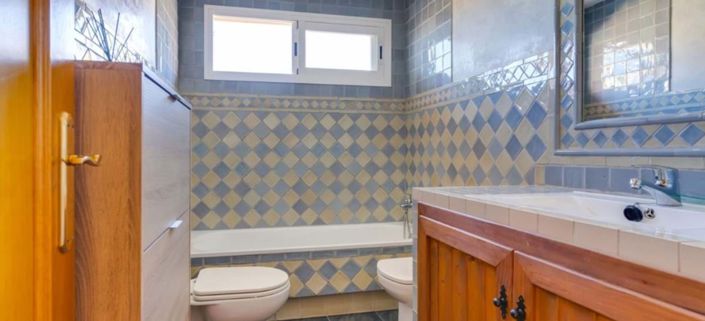 Image No.40-3 Bed Apartment for sale