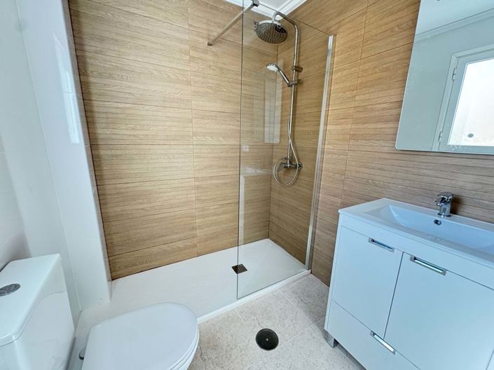 Image No.18-3 Bed Villa for sale