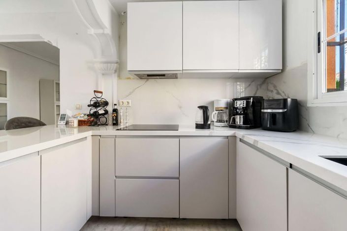 Image No.4-3 Bed Villa for sale