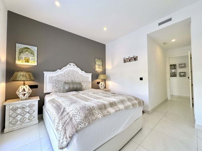 Image No.13-3 Bed Apartment for sale