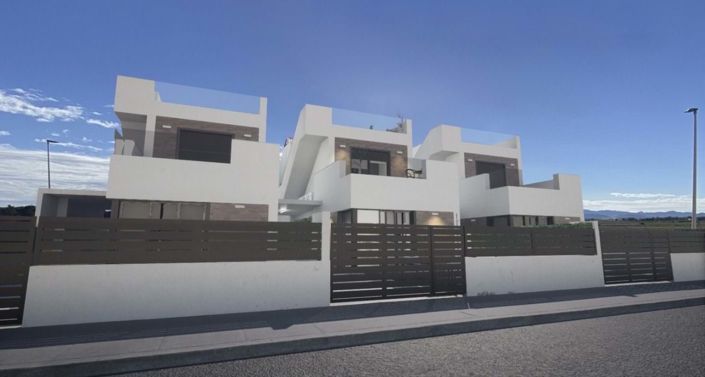 Image No.4-3 Bed Villa for sale