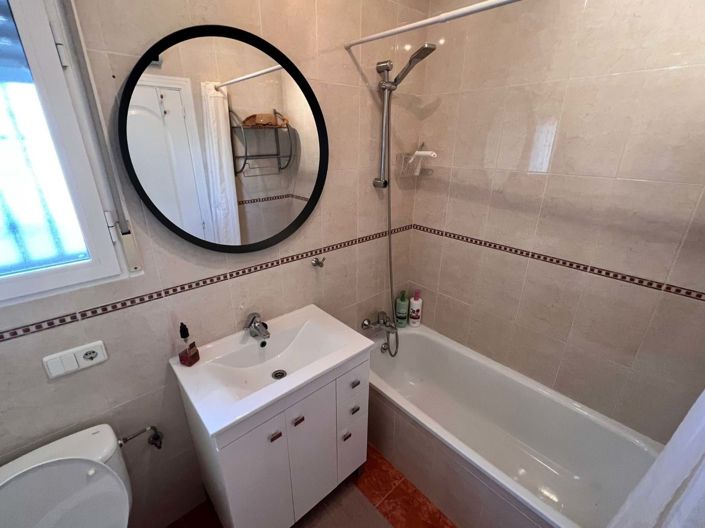 Image No.12-2 Bed Villa for sale