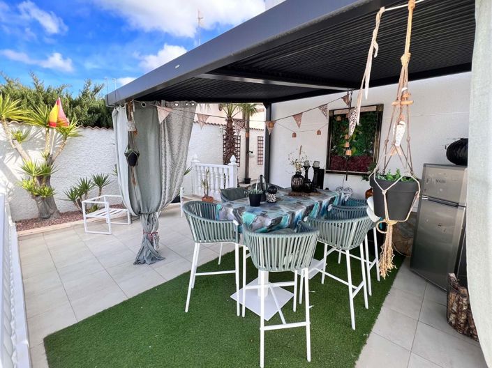 Image No.15-2 Bed Villa for sale