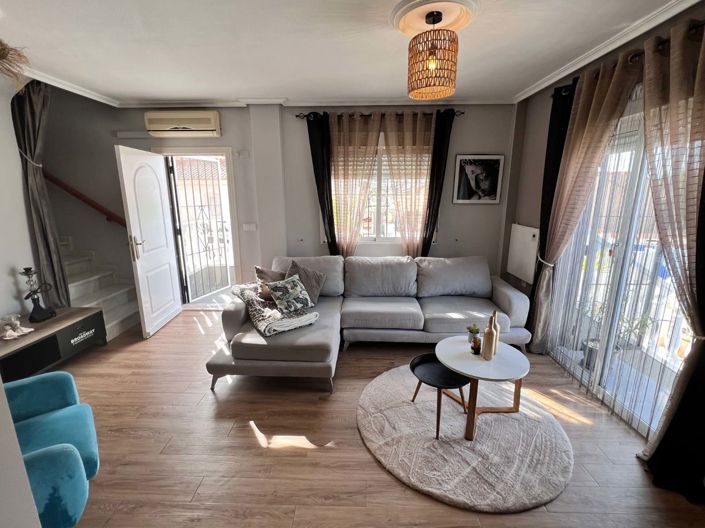 Image No.4-2 Bed Villa for sale