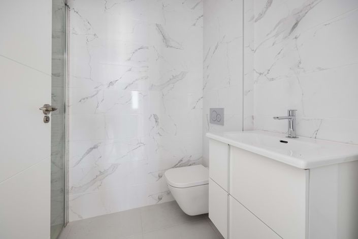 Image No.12-2 Bed Apartment for sale