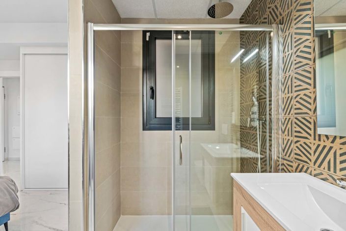 Image No.23-2 Bed Apartment for sale