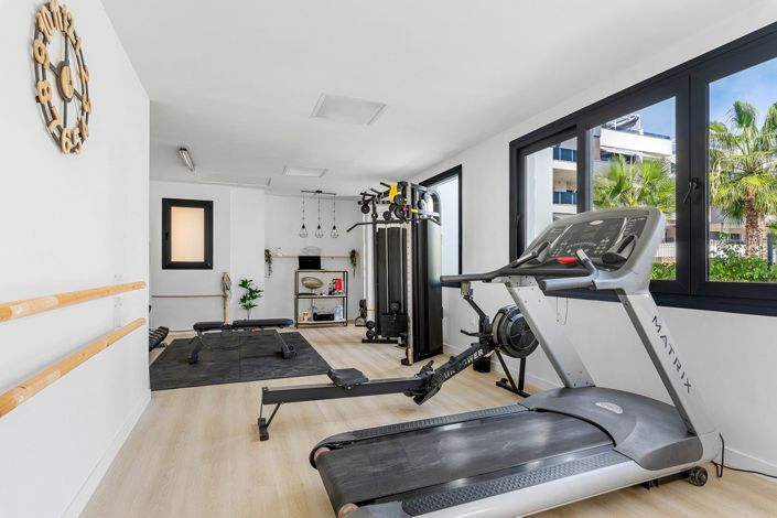 Image No.29-2 Bed Apartment for sale