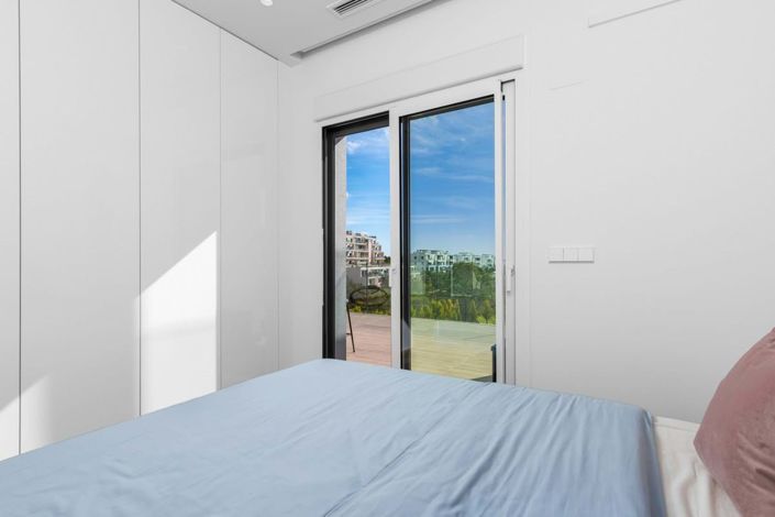 Image No.13-2 Bed Apartment for sale