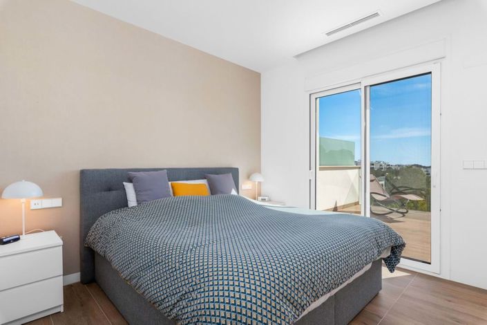 Image No.16-2 Bed Apartment for sale