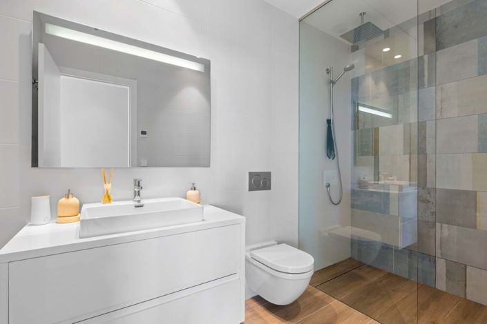 Image No.18-2 Bed Apartment for sale