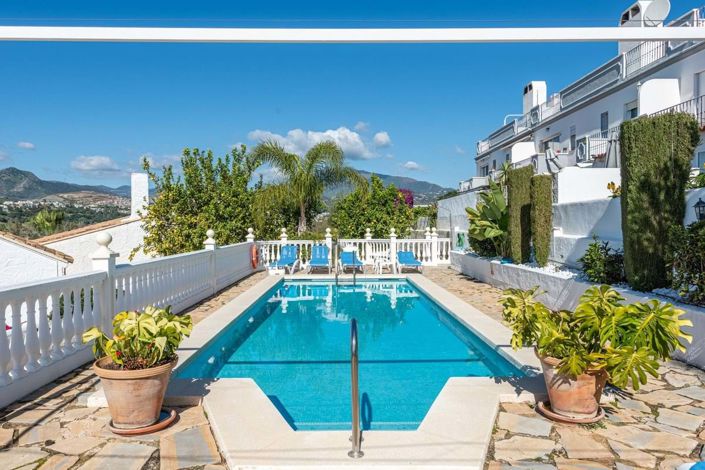 Image No.3-2 Bed Townhouse for sale