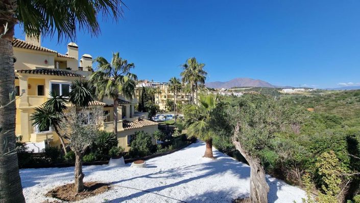 Image No.11-3 Bed Apartment for sale