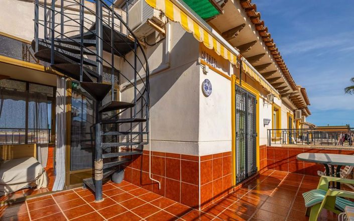 Image No.17-2 Bed Apartment for sale