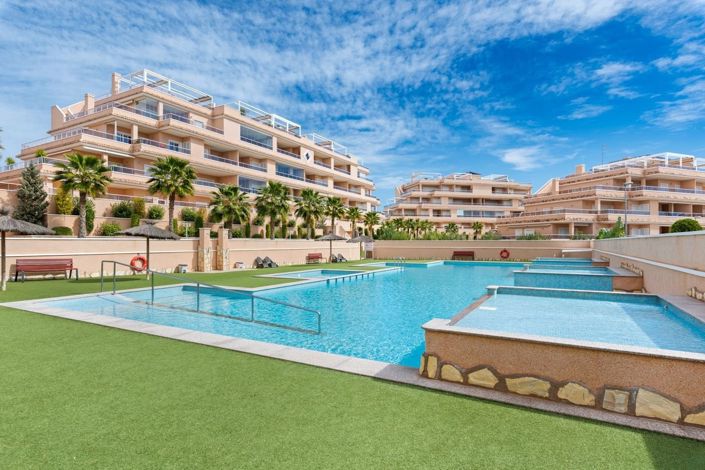 Image No.1-3 Bed Penthouse for sale