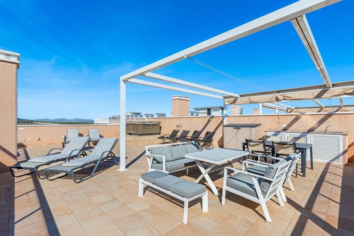 Image No.42-3 Bed Penthouse for sale