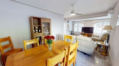 1447-610670-78d1f4f8b6655591b02d22fabb36a692d