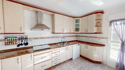 1447-610670-78d1f4f8b6655591b02d22fabb36a692d