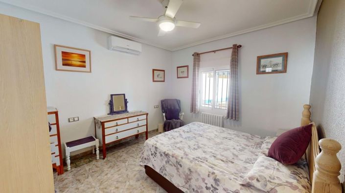 Image No.17-3 Bed Villa for sale