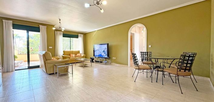 Image No.20-2 Bed Apartment for sale