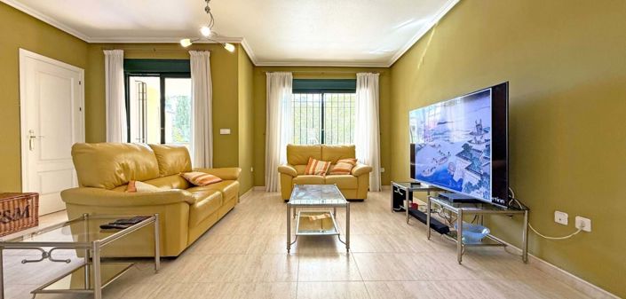 Image No.23-2 Bed Apartment for sale