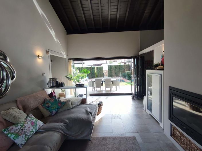 Image No.10-2 Bed Villa for sale