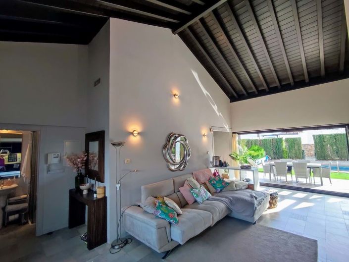 Image No.7-2 Bed Villa for sale