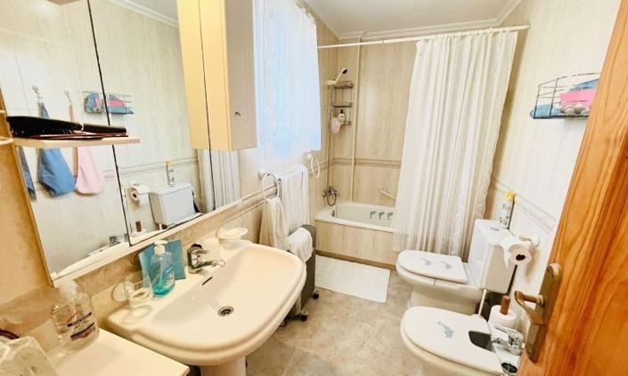 Image No.17-3 Bed Villa for sale