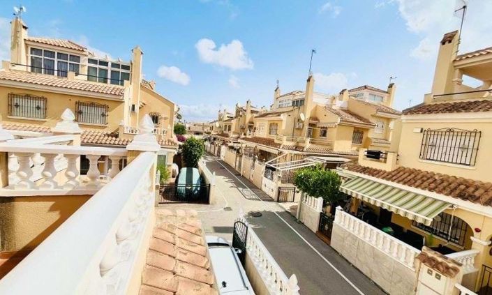 Image No.20-3 Bed Villa for sale