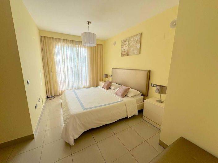 Image No.16-3 Bed Townhouse for sale