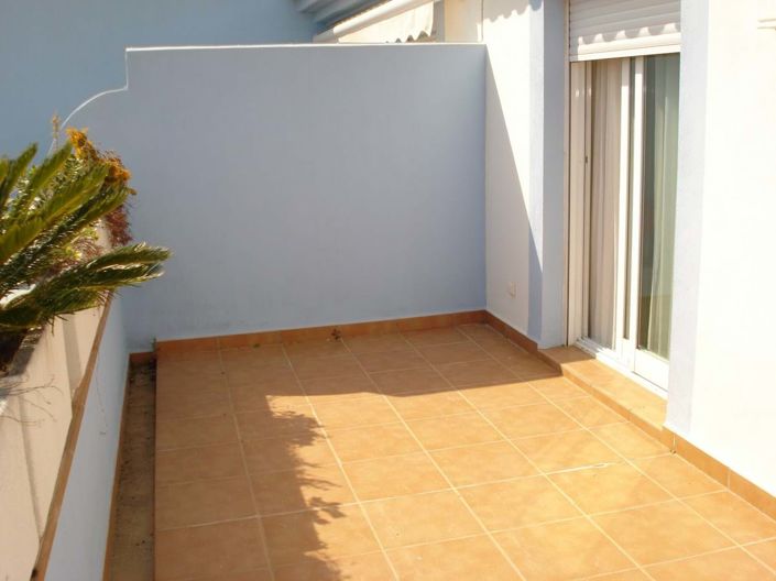 Image No.19-3 Bed Townhouse for sale