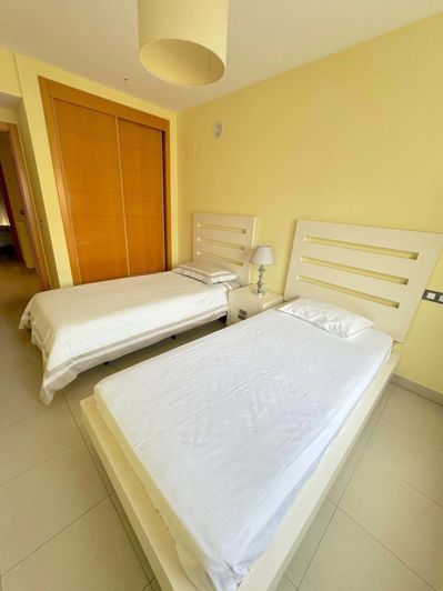 Image No.25-3 Bed Townhouse for sale