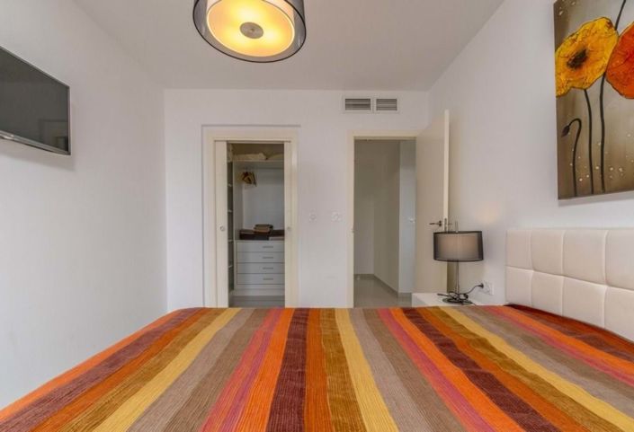 Image No.14-3 Bed Apartment for sale