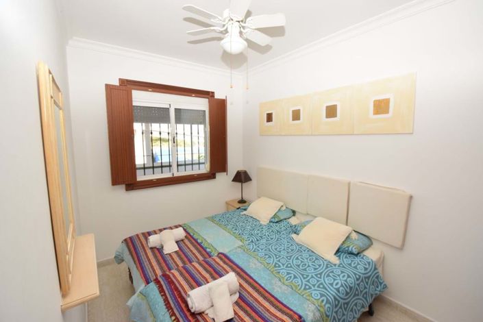 Image No.18-3 Bed Apartment for sale