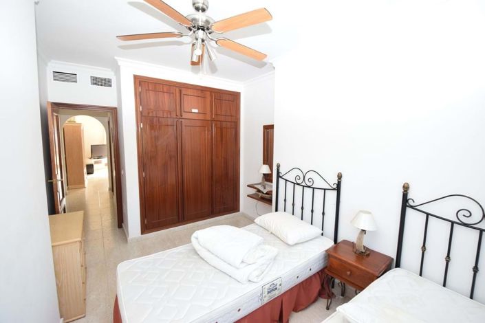 Image No.22-3 Bed Apartment for sale