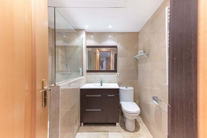 Image No.17-2 Bed Apartment for sale