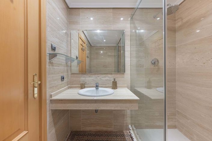 Image No.19-2 Bed Apartment for sale