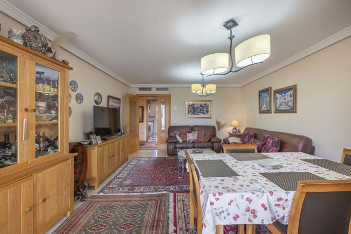 Image No.24-2 Bed Apartment for sale