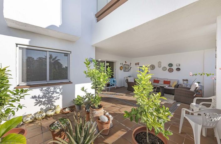 Image No.26-2 Bed Apartment for sale