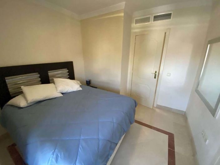 Image No.20-3 Bed Townhouse for sale