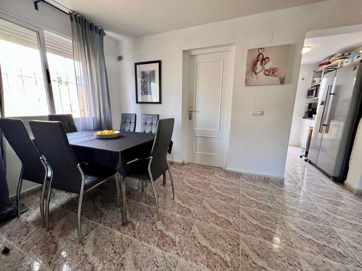 Image No.19-3 Bed Townhouse for sale